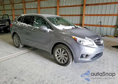 2020 Buick Envision Essence z USA, uszkodzony, nr VIN LRBFX2SA3LD228786